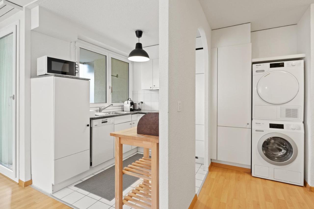 Bright, Central & Modern Apartment Люцерн Екстериор снимка